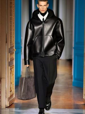 Valentino menswear осень-зима 2024 (101572-Valentino-Menswear-FW-2024-06.jpg)