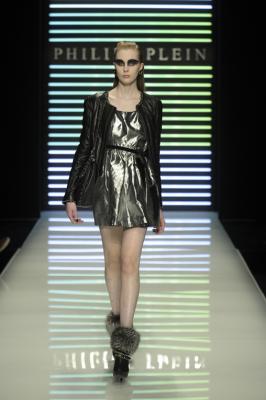 PHILIPP PLEIN FW-2011/12 (осень-зима). Элегантность на грани экстрима (22838.Phillipp.Plein.FW.2011.12.24.jpg)