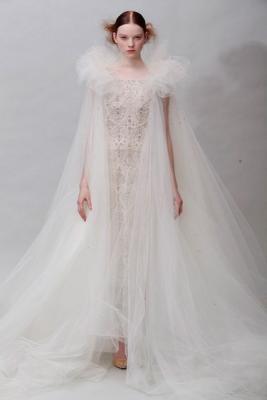 Коллекции вечерних и свадебных нарядов Marchesa FW 2011/12 (осень-зима) (24193.Marchesa.FW_.2011.12.09.jpg)