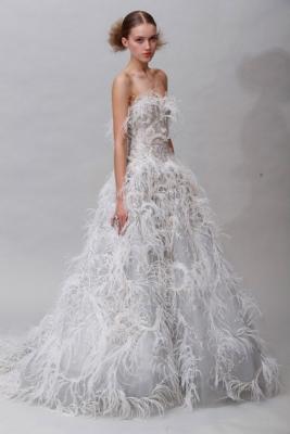 Коллекции вечерних и свадебных нарядов Marchesa FW 2011/12 (осень-зима) (24193.Marchesa.FW_.2011.12.10.jpg)