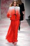 Свое видение женской осенне-зимней моды 2011-2012 представили два известных азиатских дизайнера. Эклектичную линейку одежды продемонстрировал модельер Prabal Gurung, а японский дизайнер Yohji Yamamoto, основатель бренда Y-3, создал коллекцию в стиле гранж.