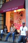 Американская компания Victoria’s Secret, лидер по продаже нижнего белья, парфюмерии, средств по уходу за телом и косметики, объявляет об открытии первого в России фирменного магазина в партнерстве с компанией «Монэкс Трейдинг».