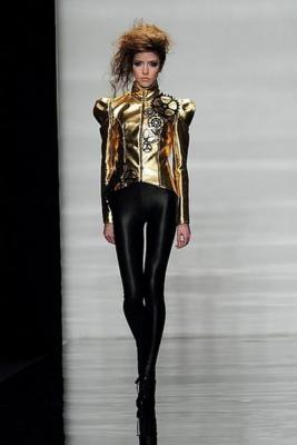 Сабина Горелик и Мигель FW 2012/13 (осень-зима) (31334.MBFWR_.Sabina.Gorelik.Migel_.FW_.2012.13.03.jpg)