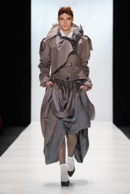 Егор Зайцев FW 2012/13 (осень-зима) (32822.MBFWR_.Yez_.By_.Yegor_.Zaitsev.FW_.2012.13.06.jpg)