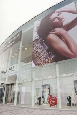 Крупнейшая британская сеть универмагов Debenhams открывает первый магазин в Москве (33785.Debenhams.Launch.Russia.Moskow.b.jpg)