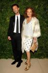 На днях стало известно, что креативный директор Diane Von Furstenberg Иван Миспелер решил покинуть свой пост. Как сообщают официальные представители американской марки, в ближайшее время руководство компании не планирует активно искать нового дизайнера.