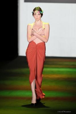 Goga Nikabadze SS 2013 (весна-лето) (36854.MBFWR_.Goga_.Nikabadze.SS_.2013.b.jpg)