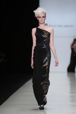 Julia Dalakian FW 2013/14 (осень-зима) (41354.Julia_.Dalakian.Collection.FW_.2013.2014.b.jpg)