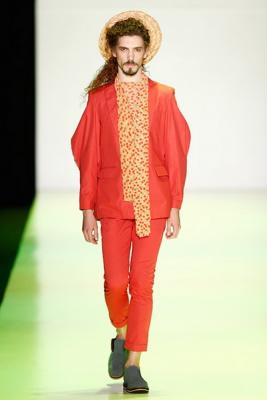 Goga Nikabadze SS 2014 (весна-лето) (44163.MBFWR_.Goga_.Nikabadze.SS_.2014.b.jpg)