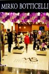 В московском ТРЦ «Афимолл Сити» открылся первый в России салон мужской и женской обуви и аксессуаров из кожи Mirko Botticelli. Магазин занимает площадь около 160 кв. м. и располагается на первом этаже торгово-развлекательного центра.