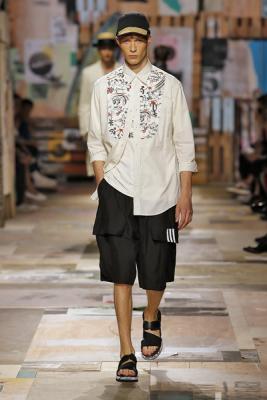 Y-3 SS 2015 (весна-лето) (49567.New_.Womans.Mens_.Collections.Yohji_.Yamamoto.Y3.SS_.2015.14.jpg)