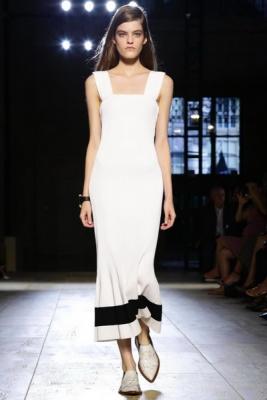 Victoria Beckham SS 2015 (весна-лето) (51189.New_.York_.Show_.Womans.Collection.Victoria.Beckham.SS_.2015.07.jpg)