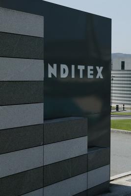 Inditex увеличил выручку на 11% (51304.Inditex.Group_.Increase.Revenues.11.Percent.Half_.Year_.2014.b.jpg)