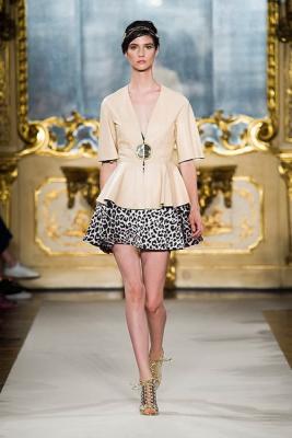  Elisabetta Franchi SS 2015 (весна-лето) (51510.New_.Womans.Collection.Elisabetta.Franchi.SS_.2015.10.jpg)