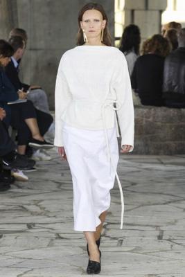 Loewe SS 2015 (весна-лето) (51856.New_.Collection.Loewe_.SS_.2015.Paris_.Fashion.Week_.15.jpg)