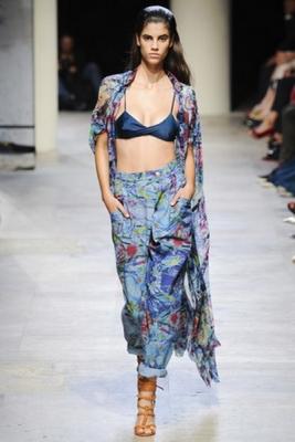 Leonard SS 2015 (весна-лето) (52192.Paris_.Fashion.Week_.Womans.Collection.Leonard.SS_.2015.28.jpg)