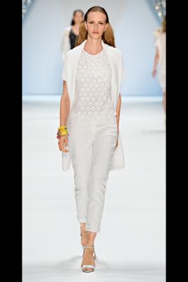 Marc Cain SS 2015 (весна-лето) (53827.New_.Womans.Clothes.Collection.Marc_.Cain_.SS_.2015.32.jpg)