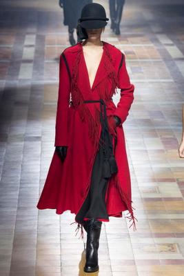 Lanvin FW 2015/16 (осень-зима) (56298.Paris_.Fashion.Week_.Collection.Lanvin.FW_.2015.01.jpg)