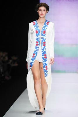 Fureddo SS 2016 (весна-лето) (61339.Mercedes.Benz_.Fashion.Week_.Kollekciya.Fureddo.SS_.2016.09.jpg)