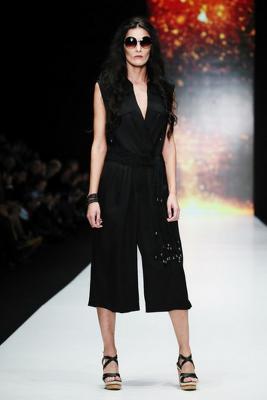 Julia Dalakian SS 2016 (весна-лето) (62782.Mercedes.Benz_.Fashion.Week_.Russia.Julia_.Dalakian.SS_.2016.11.jpg)