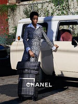 Рекламная кампания Chanel SS 2016 (весна-лето) (63573.Novaya..Reklamnaya.Kampaniya.Brenda.Chanel.SS_.2016.04.jpg)