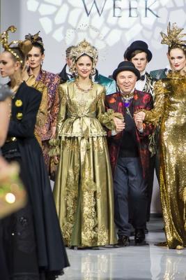 Итоги Estet Fashion Week: от дефиле до парикмахерского шоу (65190.Podvedeni.Itogi_.XI_.Estet_.Fashion.Week_.07.jpg)