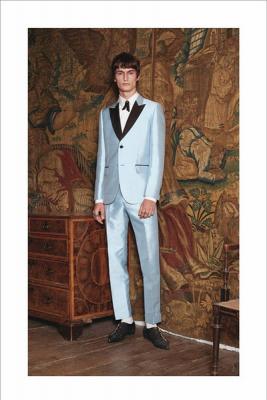 Gucci презентовал первую круизную коллекцию для мужчин (66016.Brand_.Gucci_.Prezentioval.Pervuyyu.Kryiznuyu.Kollekciyu.02.jpg)