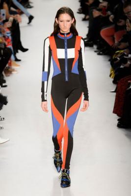 Emilio Pucci AW 2016/17 (осень-зима) (68262.Novaya.Jenskaya.Kollekciya.Emilio.Pucci_.AW_.2016.05.jpg)