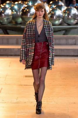 Isabel Marant AW 2016/17 (осень-зима) (68733.Paris_.Novaya.Jenskaya.Kollekciya.Isabel.Marant.AW_.2016.07.jpg)