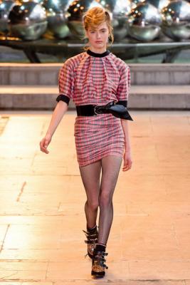 Isabel Marant AW 2016/17 (осень-зима) (68733.Paris_.Novaya.Jenskaya.Kollekciya.Isabel.Marant.AW_.2016.19.jpg)