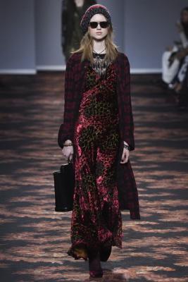 Etro AW 2016/17 (осень-зима) (68853.Novaya.Kollekciya.Veroniki.Etro_.Etro_.AW_.2016.17.jpg)