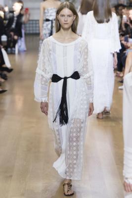 Oscar de la Renta SS 2017 (весна-лето) (70490.New_.York_.Novaya.Kollekciya.Oscar_.De_.La_.Renta_.SS_.2017.04.jpg)