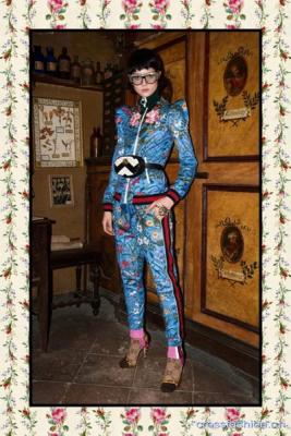 Коллекция Gucci Pre Fall 2017 (72471-Kollekciya-Gucci-Pre-Fall-2017-21.jpg)