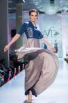 «Неделя моды в Ереване» под названием Golden Lace состоится в армянской столице 12-14 мая. Об этом сообщила основатель и организатор fashion-сообщества «AFD-International fashion day» Наира Ниазян. Ереванскую неделю моды откроет сам Вячеслав Зайцев.