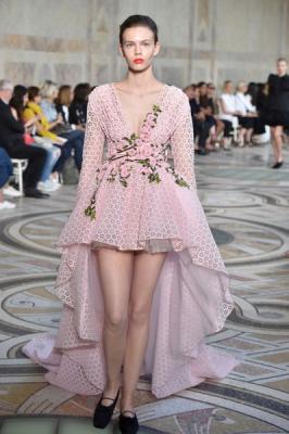 Giambattista Valli Couture осень-зима 2017-2018 (75348-Giambattista-Valli-Couture-AW-2017-2018-11.jpg)