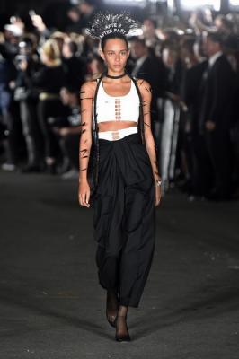  Alexander Wang весна-лето 2018 (76331-Alexsander-Wang-SS-2018-11.jpg)