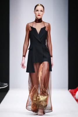 ENSUS COUTURE SS 2018 (77488-Sensus-Couture-SS-2018-06.jpg)