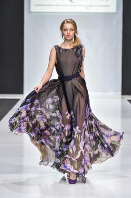 LISA ROMANYUK SS 2018 (78179-LISA-ROMANYUK-SS-2018-b.jpg)