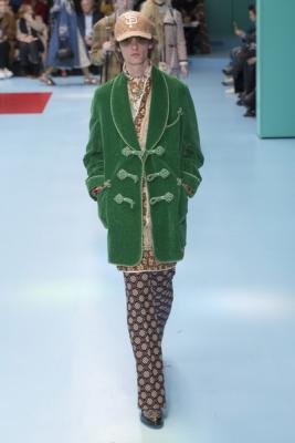 Gucci осень-зима 2018-19 (78540-Gucci-FW-2018-16.jpg)