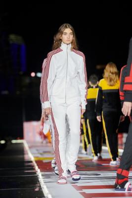 TOMMYNOW FALL 2018 (81035-TOMMYNOW-FALL-2018-06.jpg)