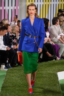 Escada весна-лето 2019 (81073-Escada-SS-2019-08.jpg)