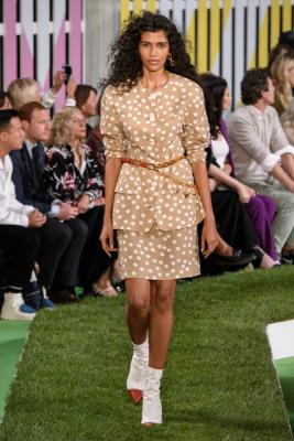 Escada весна-лето 2019 (81073-Escada-SS-2019-13.jpg)