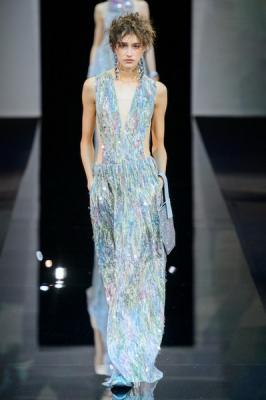 Giorgio Armani весна-лето 2019 (81432-Giorgio-Armani-SS-2019-17.jpg)