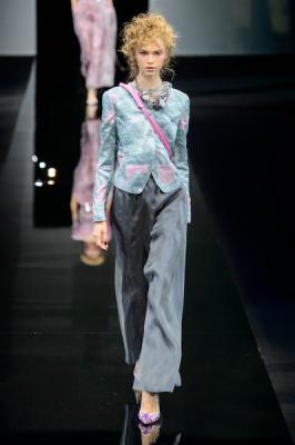 Giorgio Armani весна-лето 2019 (81432-Giorgio-Armani-SS-2019-18.jpg)