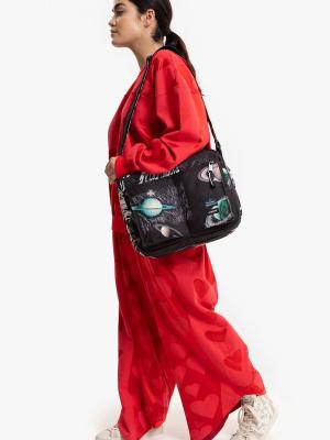 Vivienne Westwood и Eastpak выпустили рюкзаки и сумки  (100099-Vivienne-Westwood-Estpak-2023-06.jpg)