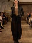 Ralph Lauren весна-лето 2024 (100218-Ralph-Lauren-SS-2024-07.jpg)