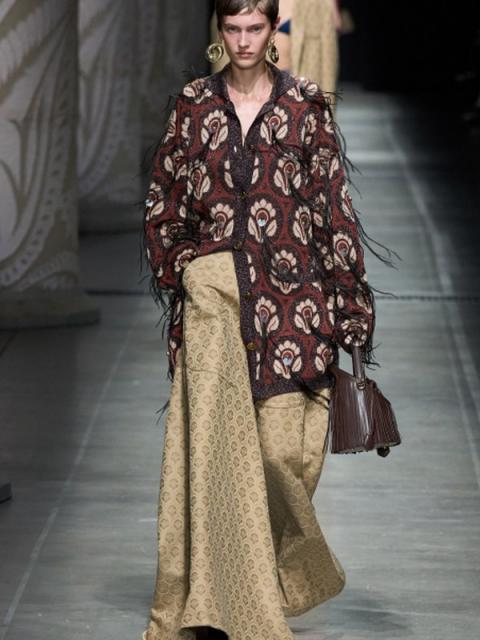 Etro весна-лето 2024 (100457-Etro-SS-2024-b.jpg)