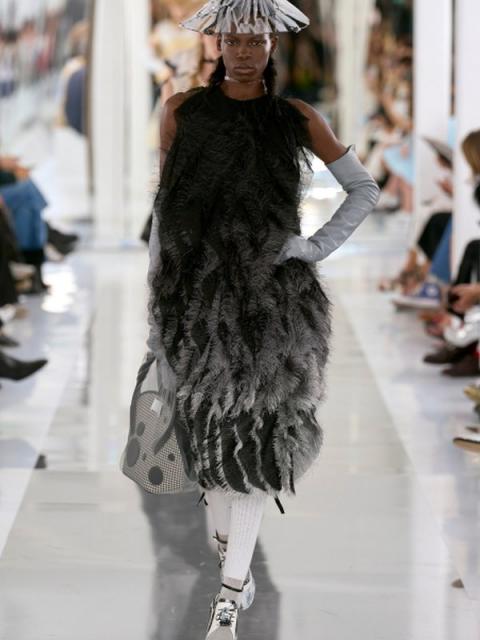 Maison Margiela весна-лето 2024 (101027-Maison-Margiela-SS-2024-05.jpg)