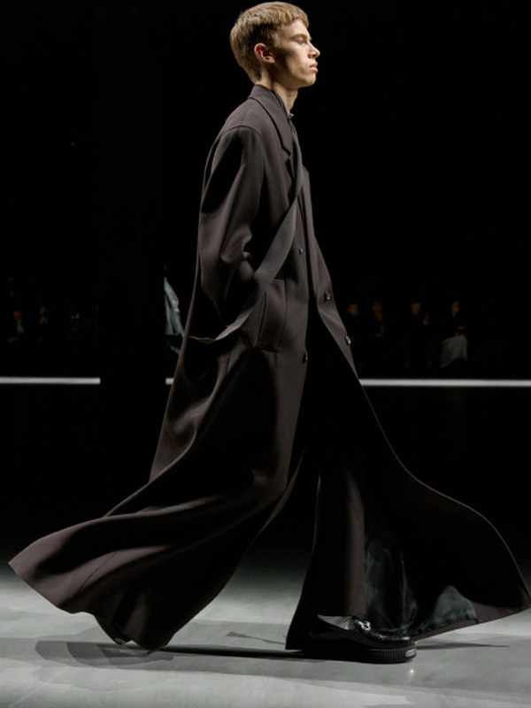 Gucci menswear 2024 (101280-Gucci-Menswear-2024-06.jpg)