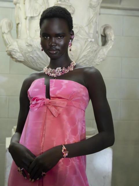 Новая коллекция ювелирных украшений Dior (102581-dior-yuvelirnaya-kollekciya-01.jpg)